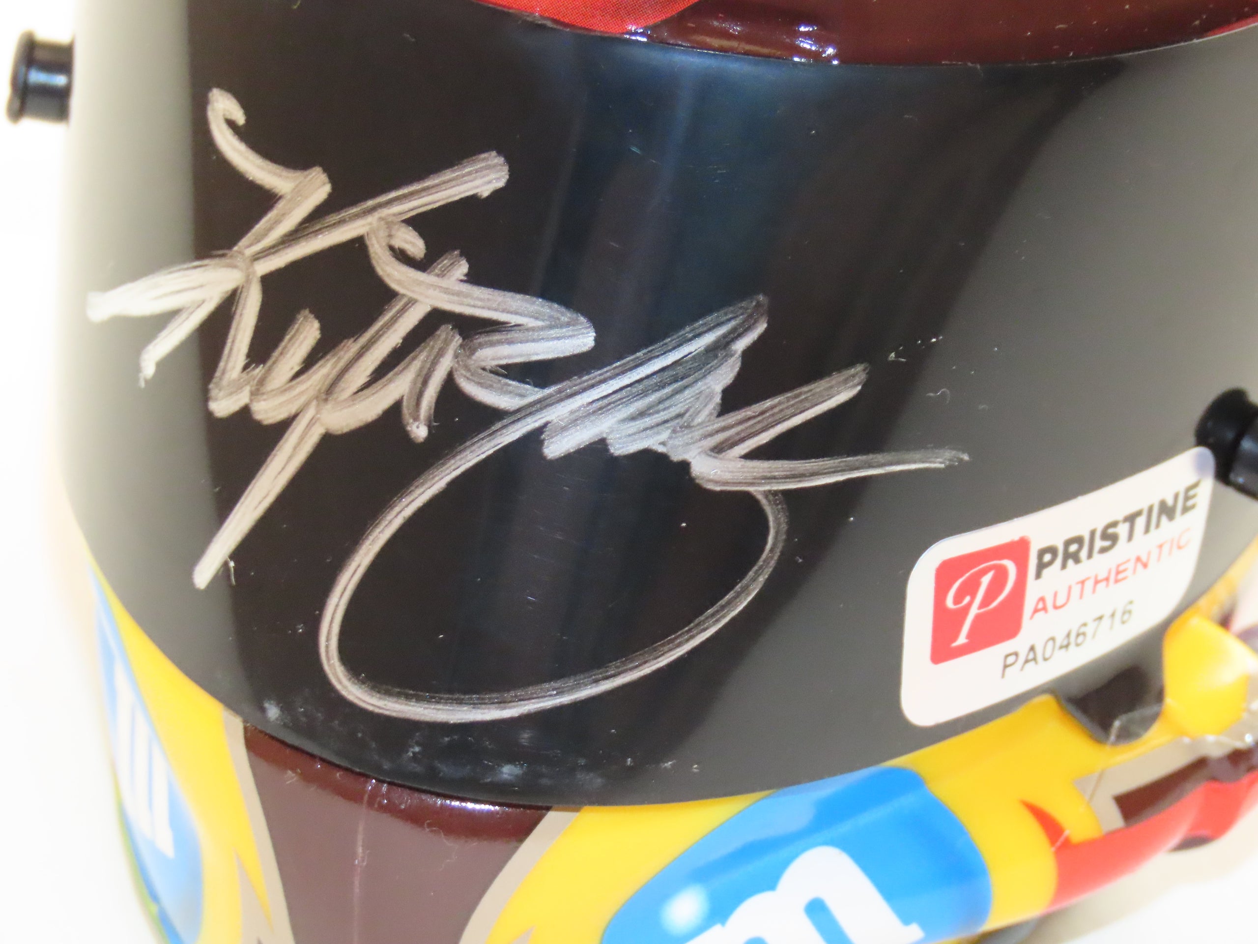Kyle busch clearance autographed helmet